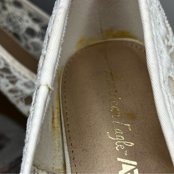 #168 American Eagle by Payless Cream Lace Platform Heels with Knot - Picture 4 of 10